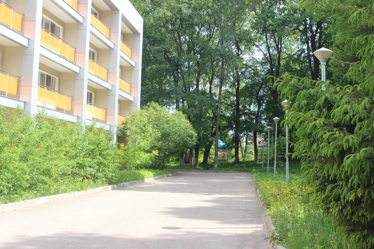 Санаторий боровичи новгородская область. Санаторий-профилакторий "Боровичский комбинат огнеупоров". Санаторий профилакторий Боровичи.